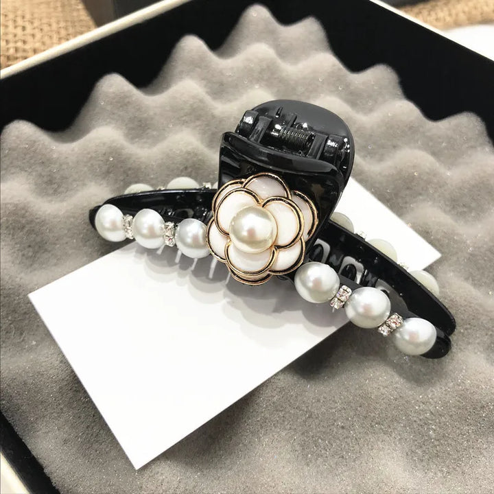 Elegant Camellia Pearl Hair Claws Clips Hairgrips For Women 2024 Rose Flower Rhinestone Acrylic Hair Accessories Clamp Wholesale
