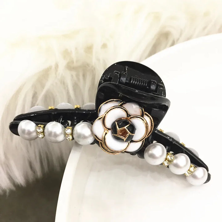 Elegant Camellia Pearl Hair Claws Clips Hairgrips For Women 2024 Rose Flower Rhinestone Acrylic Hair Accessories Clamp Wholesale