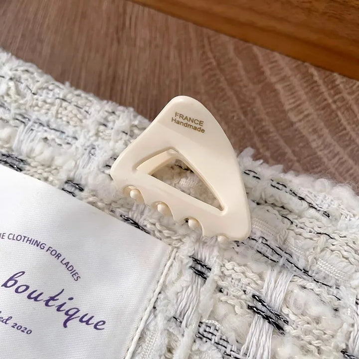 French Style Triangle Acetate Small Hair Claw For Women Girl Sweet Hair Ornament Mini Claw Clip Hairpin Hair Clip Hair Accessory