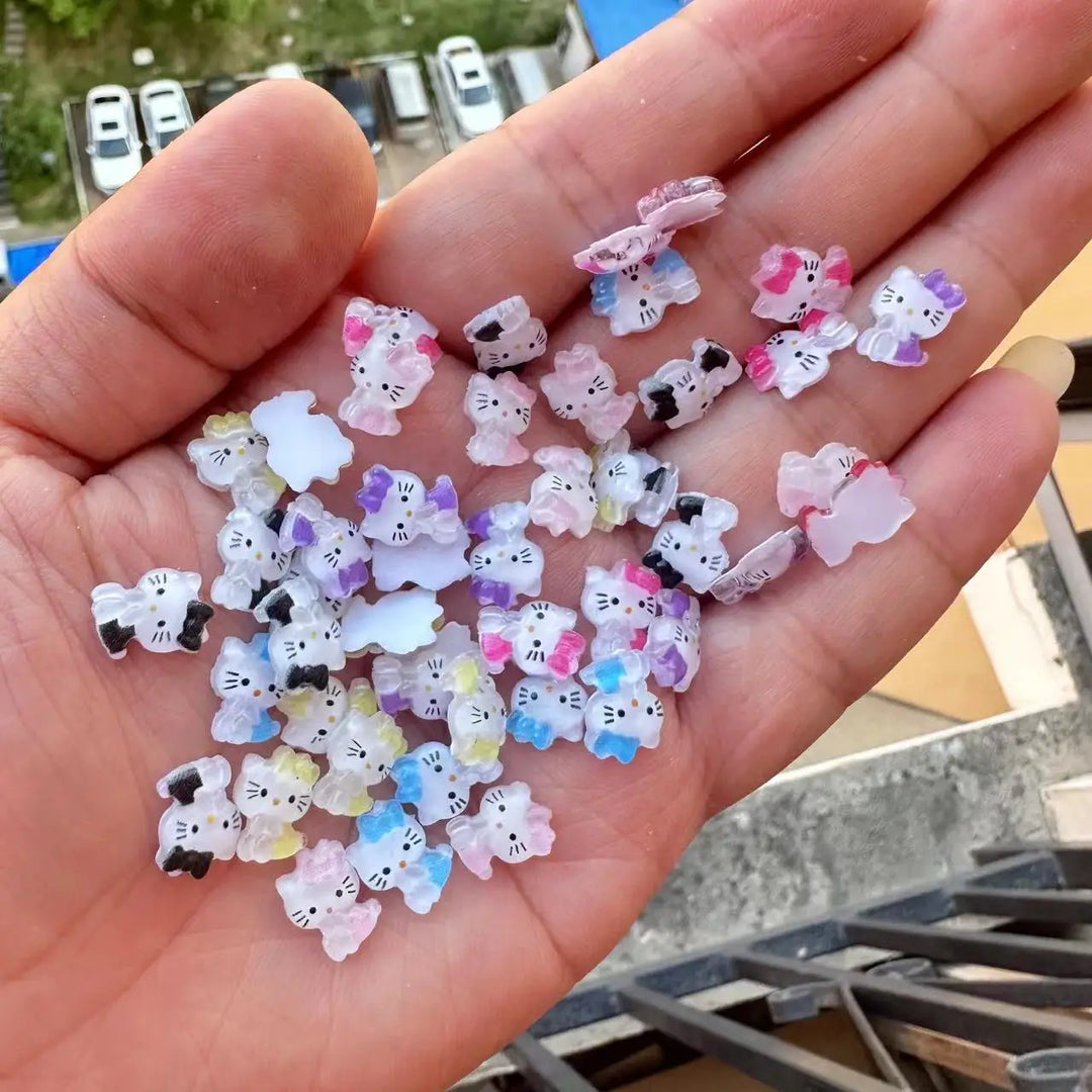 3D Cute Sanrio Family Series Nail Art Jewelry Decor Cartoon Hello Kitty Kuromi Nail Charms Rhinestone Gems Ornament Accessories