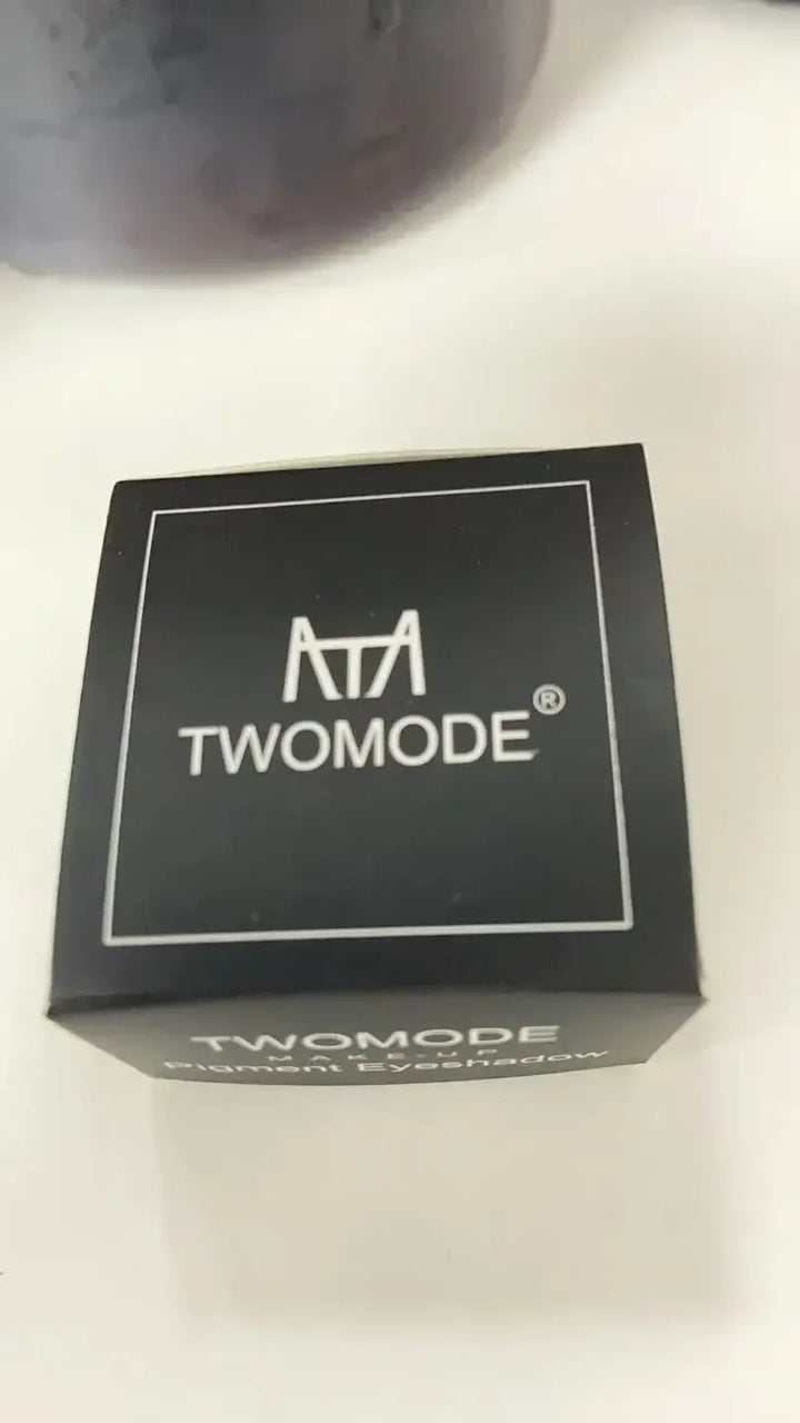 3g TWOMODE Single Color Red Eyeshadow Powder - High Pigmentation SmudgeProof Easy Blend Essential Eye Makeup for Halloween Party