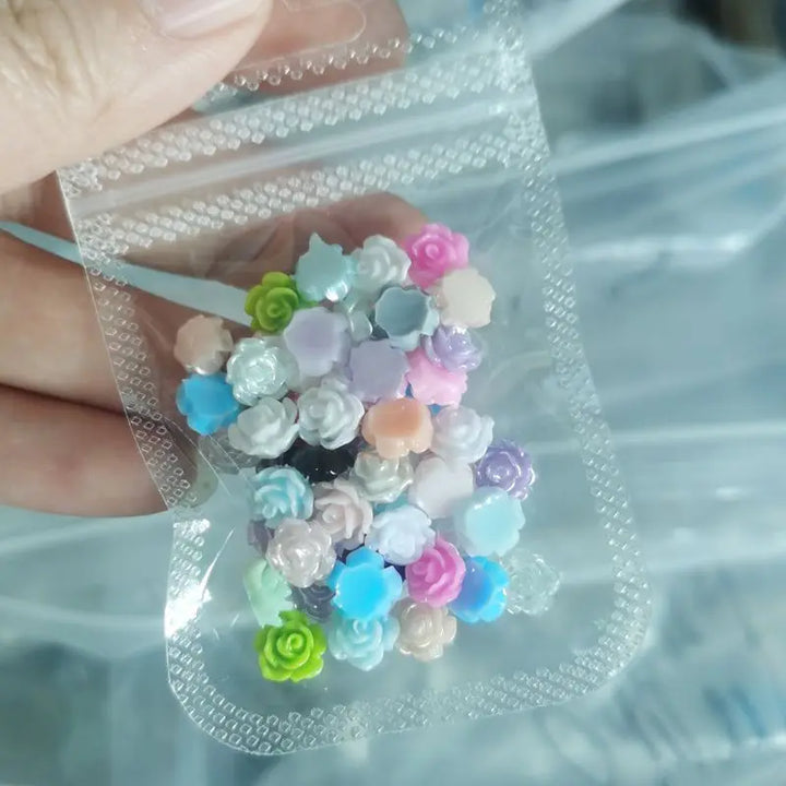 50pcs Cute New Resin Mini 3D White Plated Rose Nail Rhinestones Gems Glitter Nail Art Jewelry Manicure Nail Art Decorations