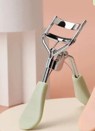 Silicone Handle Eyelash Curler Practical Eyelash Curler Wide Angle Curler Suitable Shaping Beginner Portable Eyelash Clip
