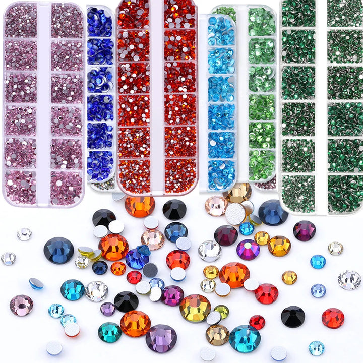 1.5mm-5mm Champagne Glass Crystal Nail Art Gems 12grids Flatback SS4-SS16 Mixed Nail Art Rhinestone Non-Hotfix Diamond Nail Deco