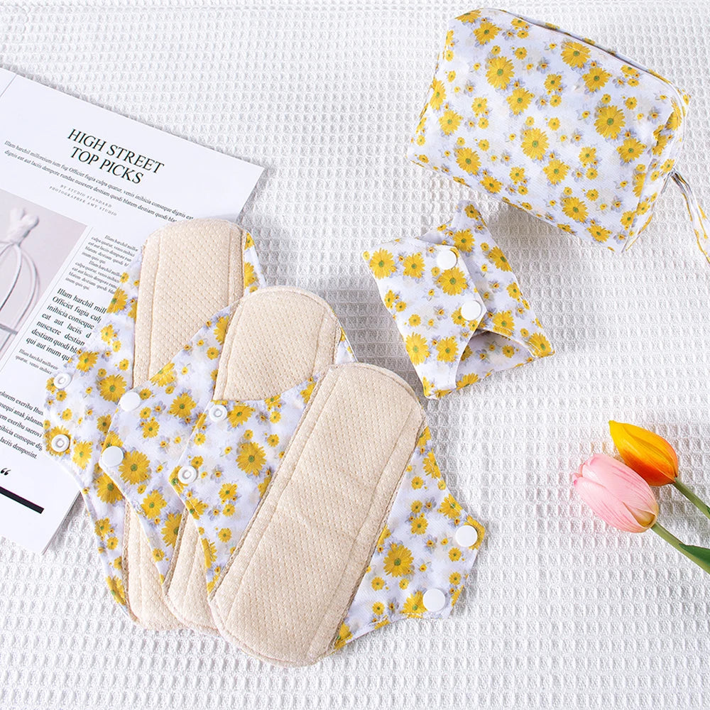 Reusable Sanitary Pads Washable Cotton Panty Liners Soft Cloth Menstrual Pads  4pcs Pads with 1pc Mini Wet Bag