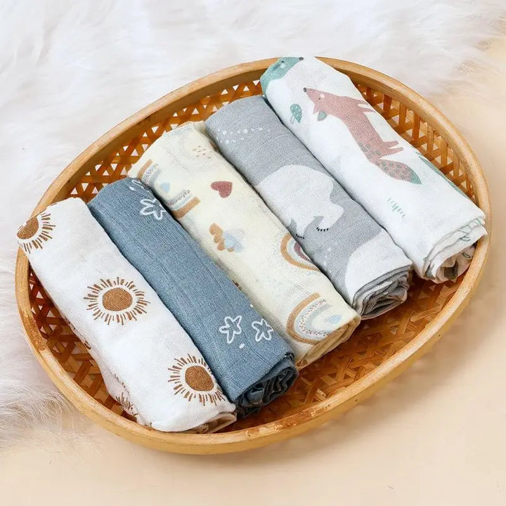 Happyflute 60x60CM Bamboo Cotton Muslin Square Towels 5-Piece Set Soft Gauze Wipes for Baby Face And Bath Newborn Baby Bibs