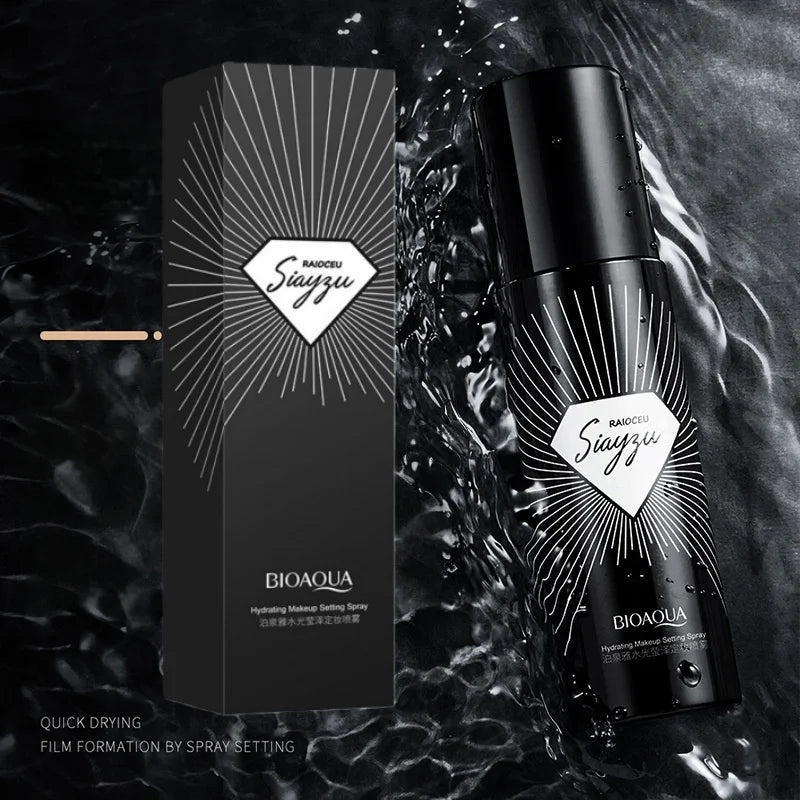 100ml Soft Matte Setting Spray, the Fine Mist Is Like Smoke, Hydrating and Moisturizing, Does Not Stick to Powder, Does Not Cause Powder to Cake, Keeps Your Makeup Hydrated and Smooth, Giving You a Dewy Makeup Look Suitable f