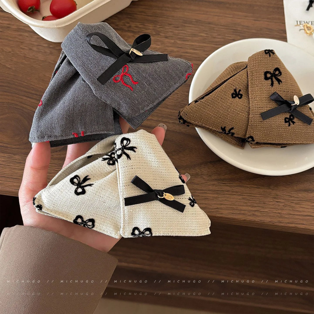 Korean-style butterfly knot triangular hair clip for women, 2025 new back-of-head hair claw, shark clip hair accessory