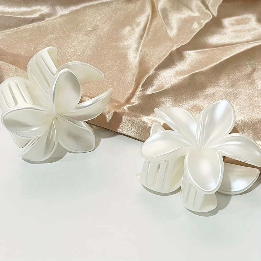 1pc Acrylic Flower Hair Claw, Elegant & Chic, Large Size, Floral Design, Versatile Hair Accessory for Half-Up Hairstyles