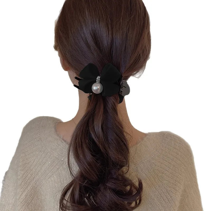 1 Piece of Bow, Pearl Clip, Temperament, Shark Clip, Korean Gentle Style Fabric Hair Accessory Girl Hair Accessoires