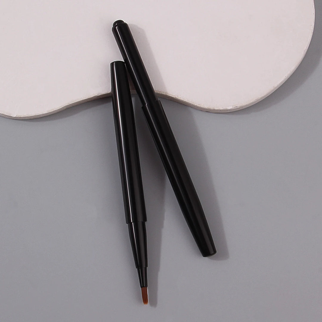 2PCS New portable retractable soft bristle lip brush with lid, makeup special lipstick brush, multi-functional beauty tool