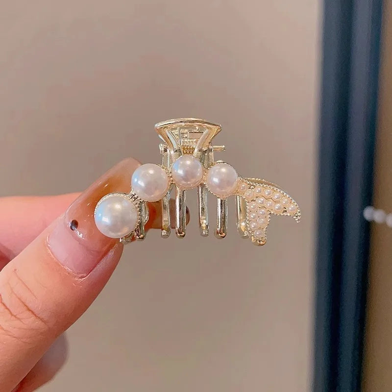 Mini Pearl Hair Claws Clips for Women Elegant Rhinestone Headwear Hairpins Hair Crab Barrettes Hair Accessories for Women