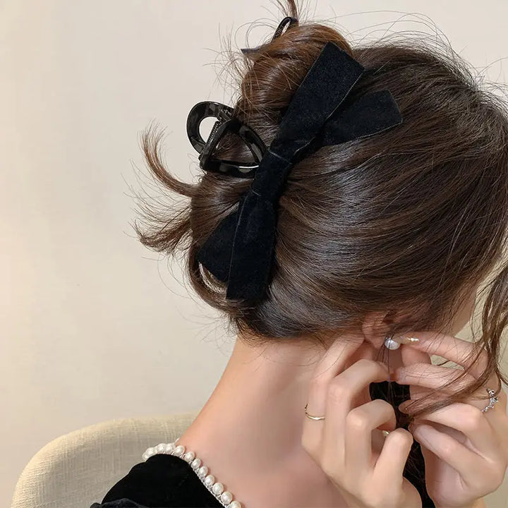 Bow Hair Claws Clip Large Shark Claw Hair Clips Solid Bowknot Hairpin Barrettes for Ponytail Women Hair Accessories Headbands