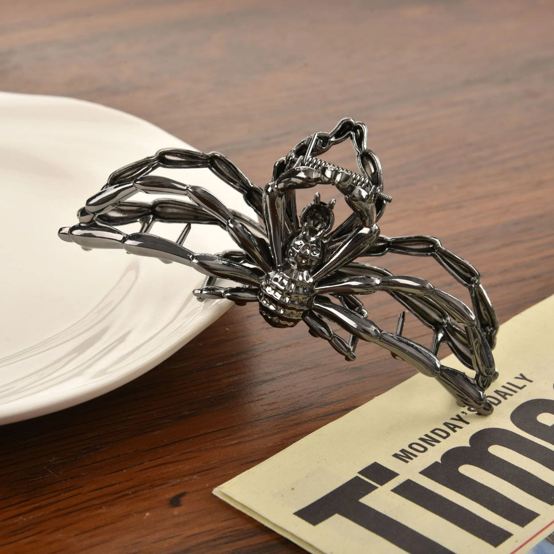 Punk Metal Skeleton Hand Bone Scratch High Grade Shark Clip Halloween Party Accessories Hair Crab Hairpins Jewelry