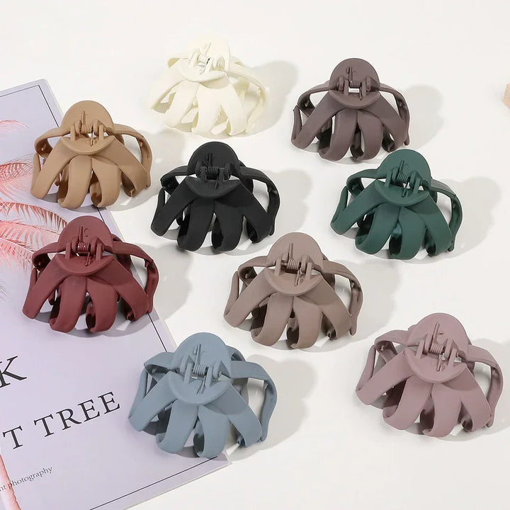 Matte Octopus Hair Claw Large Size Shark Clip Headwear Women Claws Clips Daily Hair Styling Hair Accessories for Girl New Styles