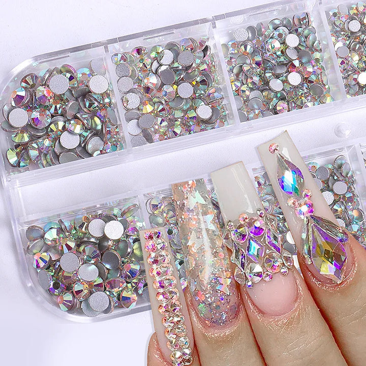 1.5mm-5mm Champagne Glass Crystal Nail Art Gems 12grids Flatback SS4-SS16 Mixed Nail Art Rhinestone Non-Hotfix Diamond Nail Deco