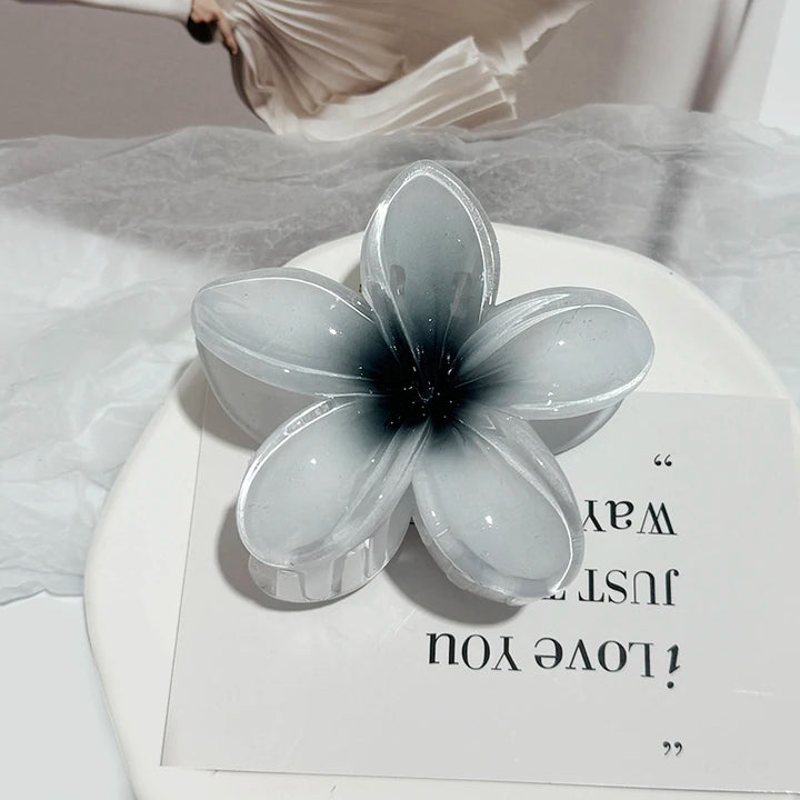 Korean Hawaiian Gradient Flower Hair Claw Clip For Women Girl Fashion Plastic Non Slip Hold Hairpin Barrette Hair Accessories
