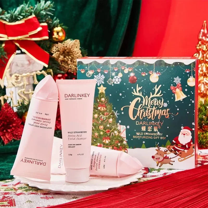 Christmas Gift Box Choi Koi Kinno Strawberry Moisturizing Three Piece Set Hand Cream Body Lotion