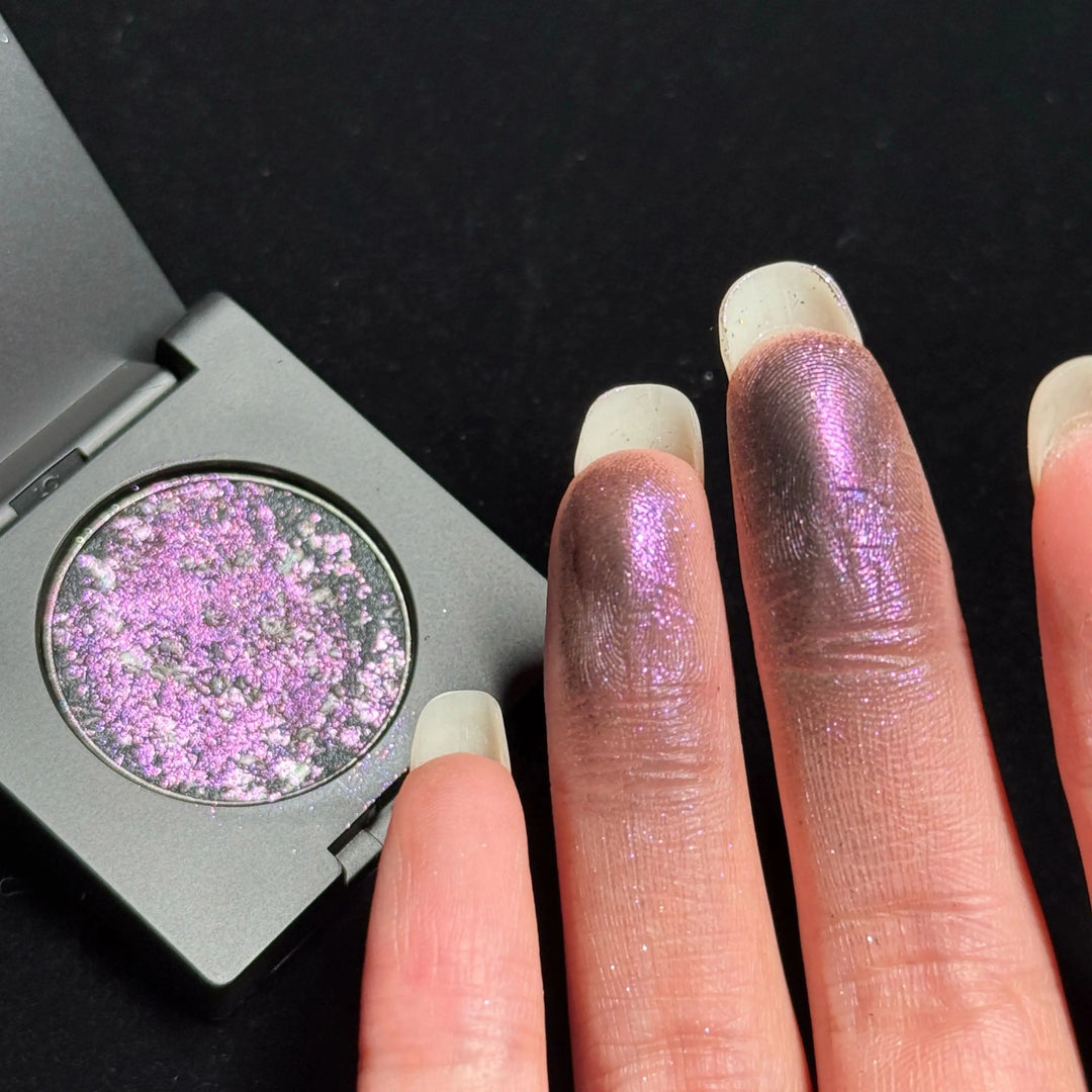 Single Mixed Color Eyeshadow Chameleon Fine Sparkle Pearl Brightener Eye Shadow Portable Eye Makeup