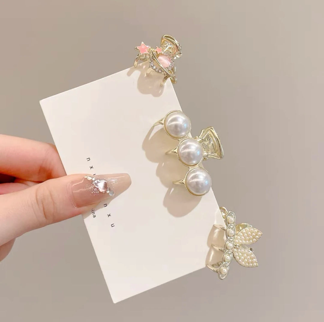 Mini Pearl Hair Claws Clips for Women Elegant Rhinestone Headwear Hairpins Hair Crab Barrettes Hair Accessories for Women