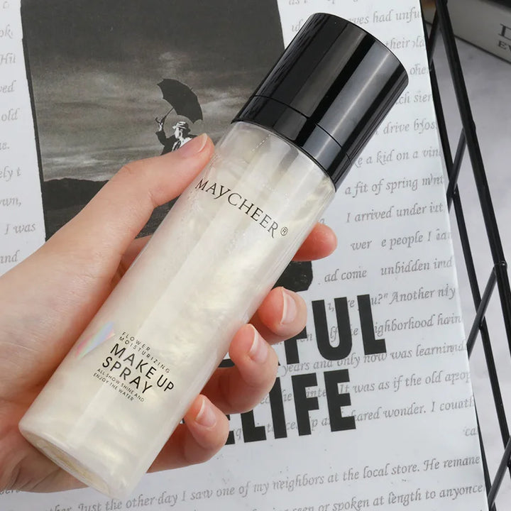 Long-Lasting Matte Finish Makeup Setting Spray - Oil Control,Hydrating,Waterproof,Fast-Drying, Portable for On-the-Go Touch-Ups