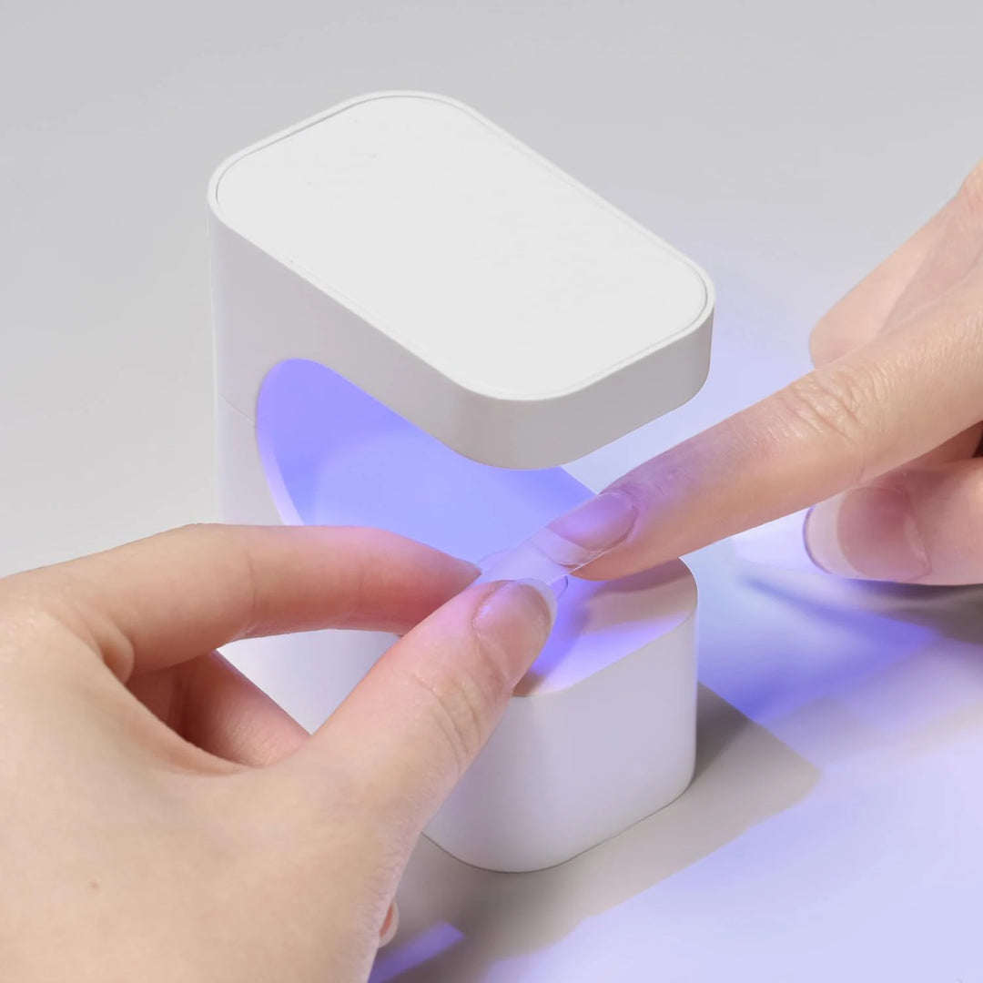 Rechargeable Small Cube Gel Nail Lamp, Compact Quick-Dry Nail Polish Curing Light for Home Use, Non-Blackening Design