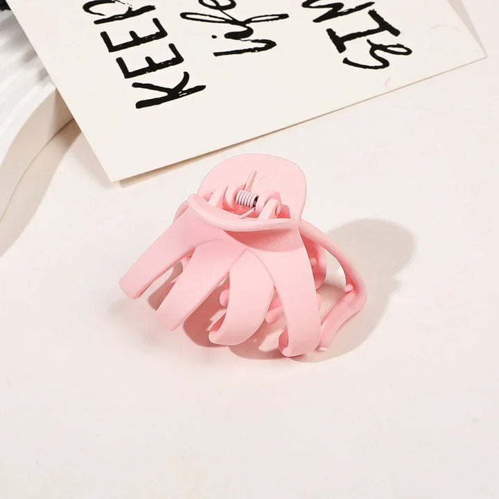 Matte Octopus Hair Claw Large Size Shark Clip Headwear Women Claws Clips Daily Hair Styling Hair Accessories for Girl New Styles