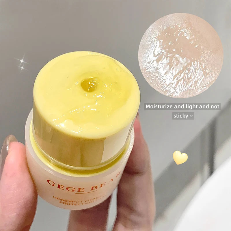 Gege Bear Small Honey Pot Vitamin Lip Mask Autumn and Winter Moisturizing Anti-drying Lip Balm