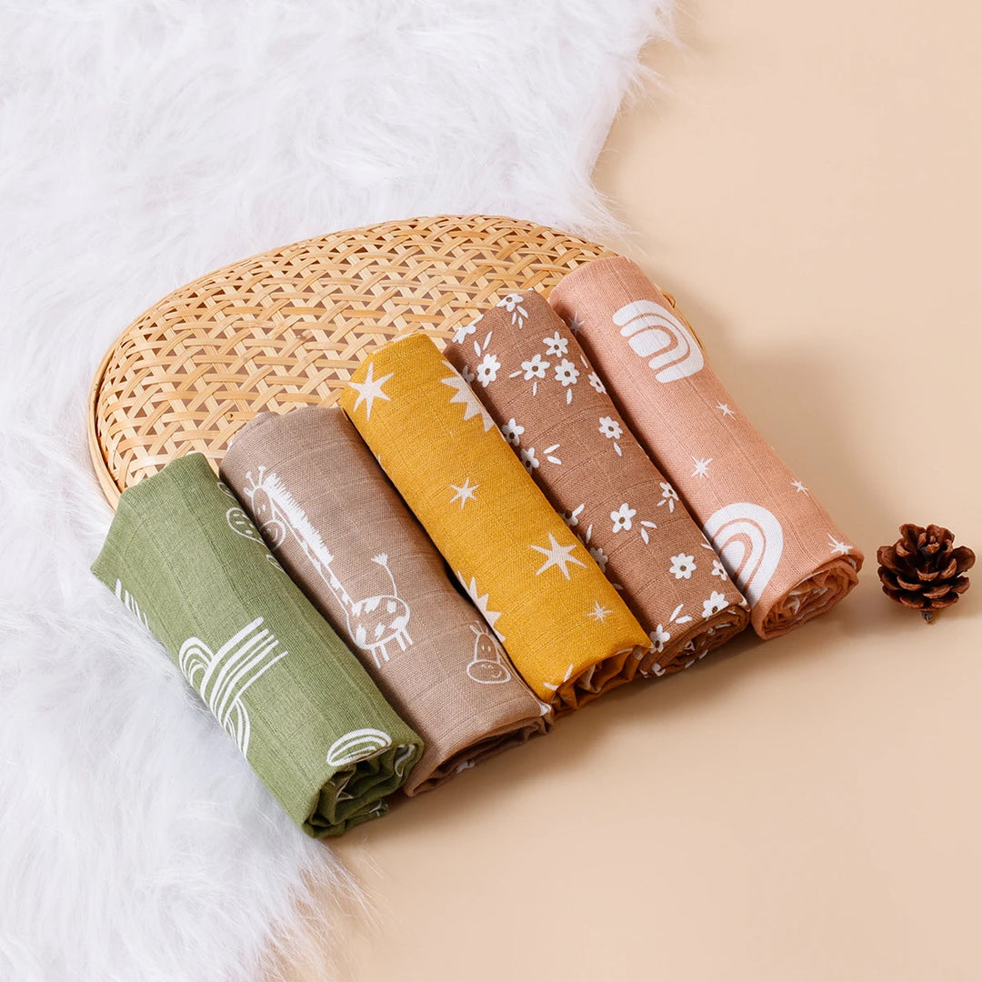 Happyflute 60x60CM Bamboo Cotton Muslin Square Towels 5-Piece Set Soft Gauze Wipes for Baby Face And Bath Newborn Baby Bibs