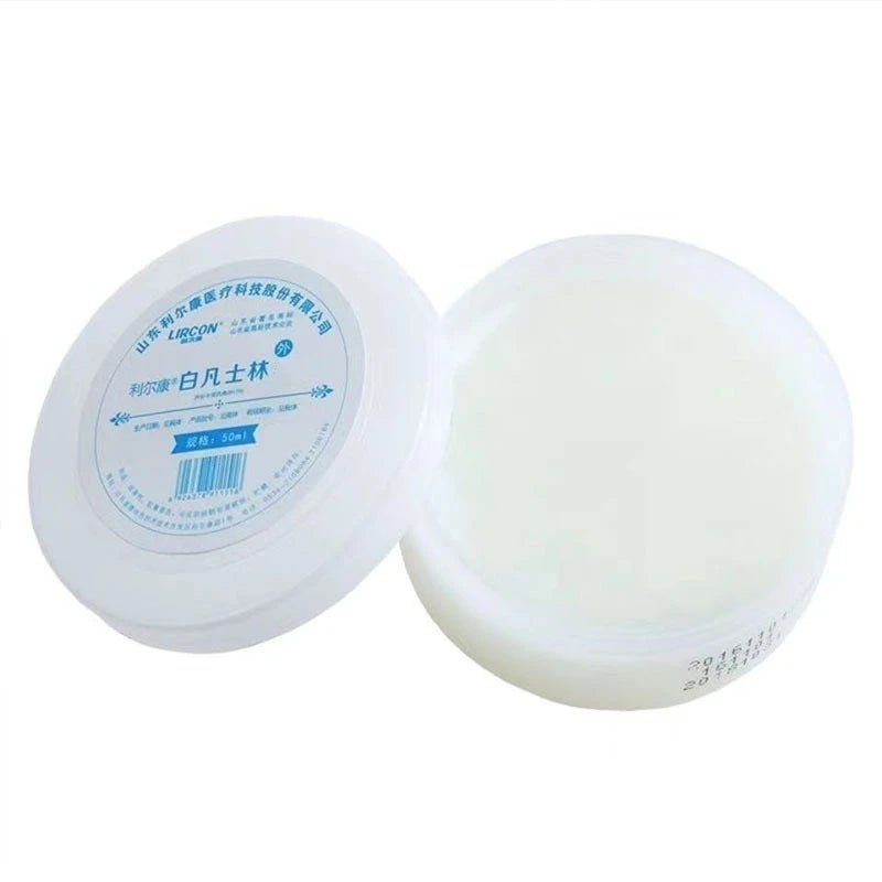 1 Pcs Moisturizing Refreshing Lip Balms White Vaseline Non-sticky Anti-Cracked Used For Lip Hand Foot Care Treatment Tattoo Tool