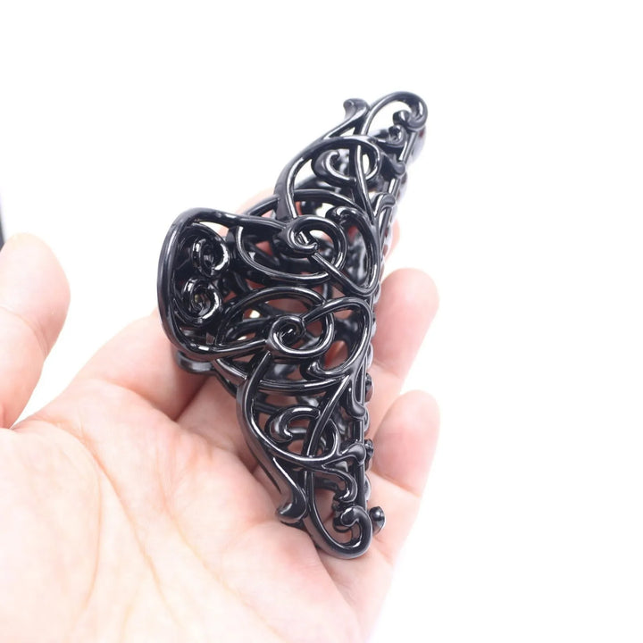 4pcs Black Plastic Hair Claws Assorted Hollow Floral Shark Clip Large Jaw Hairclips for Women Fashion Hair Accessories