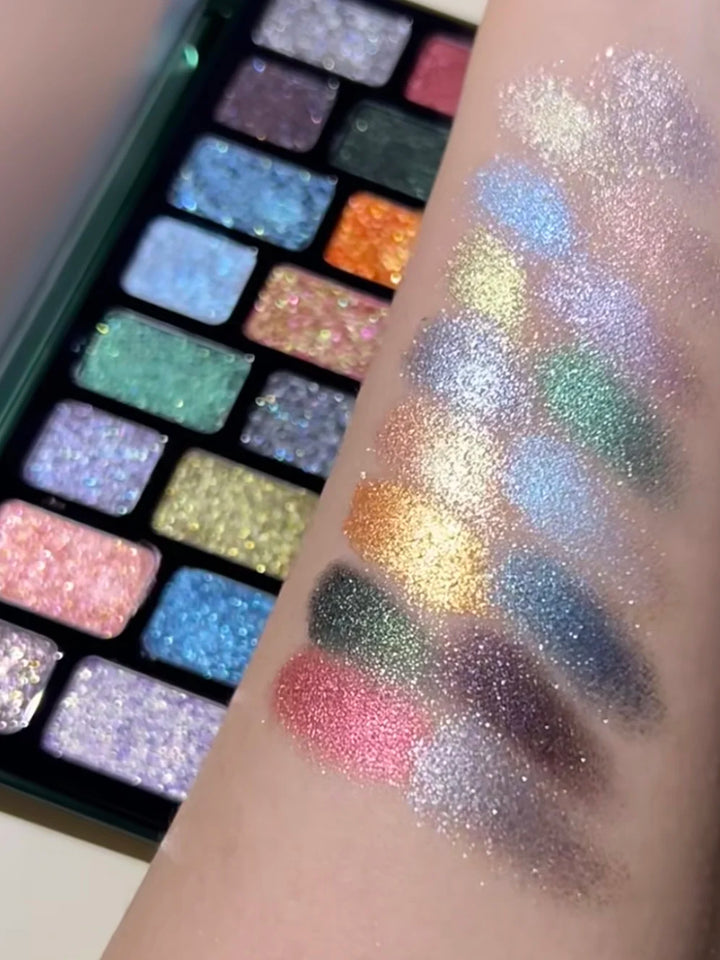 Qianyan Cheeryep 16 Color Eyeshadow Palette Glitter Chamelon Matte Pearlescent Flash Plate Cowherd Sequins